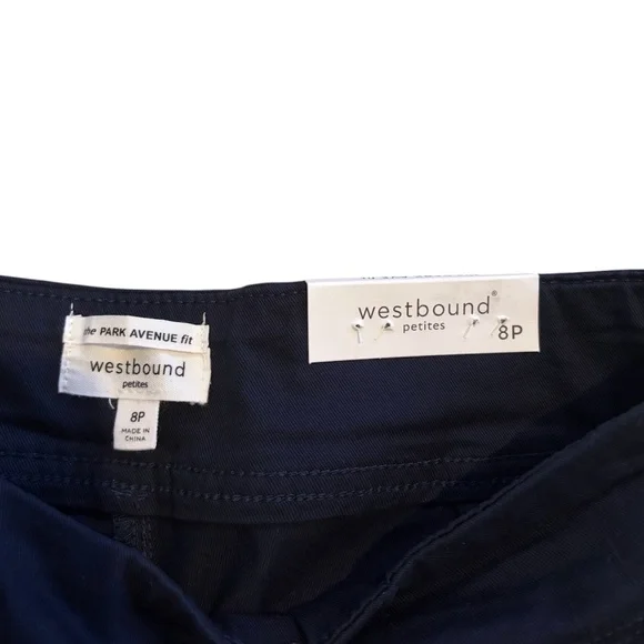 NWT Navy Blue Mid Rise Shorts | Size 8P - Picture 5 of 7